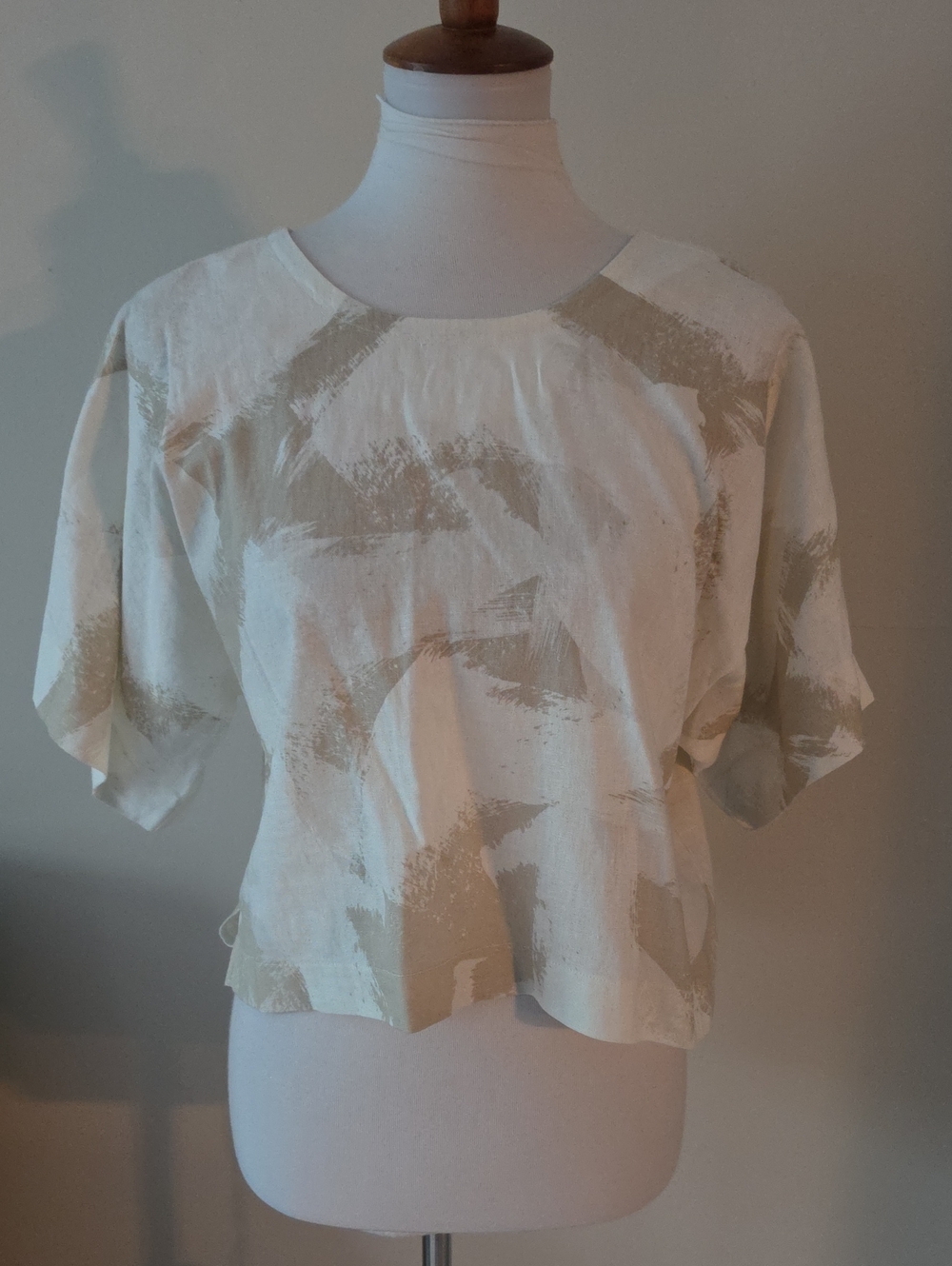 DKNY Pure Tan & Cream Short Sleeve Blouse